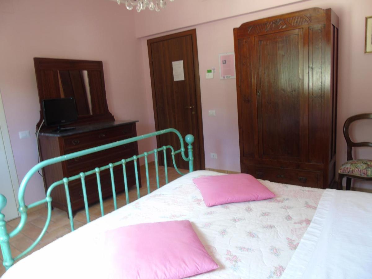 Agriturismo Camera Rosa Тоді Екстер'єр фото