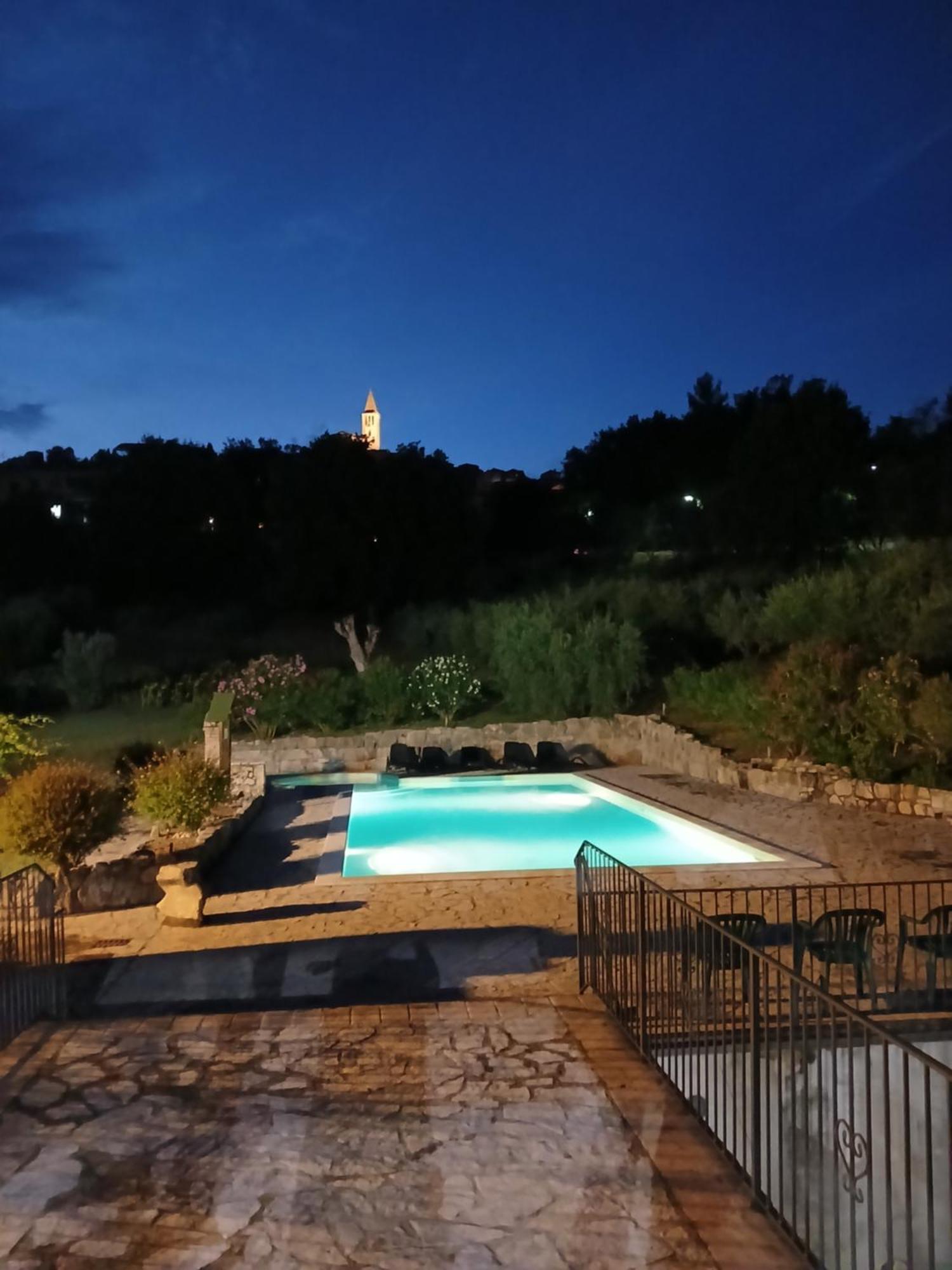 Agriturismo Camera Rosa Тоді Екстер'єр фото